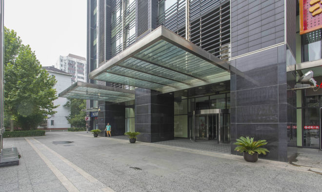 瑞辰国际中心正门图